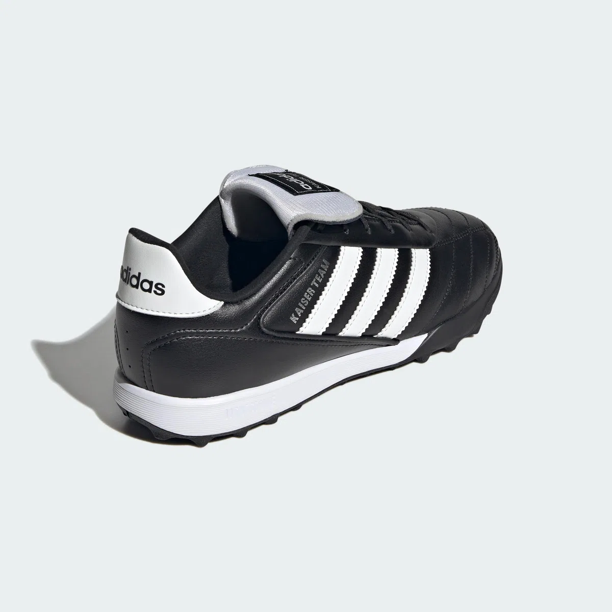 adidas Men's Zapatilla de fútbol Kaiser Team 2 para moqueta