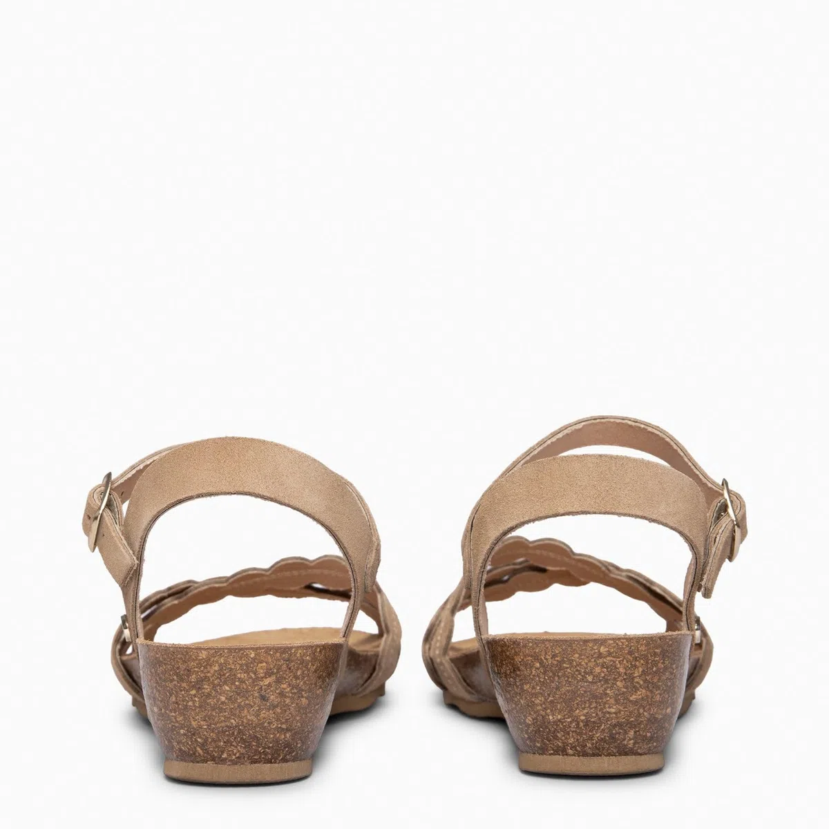 miMaO. Sandalias BIO con cuña. Fabricado en España