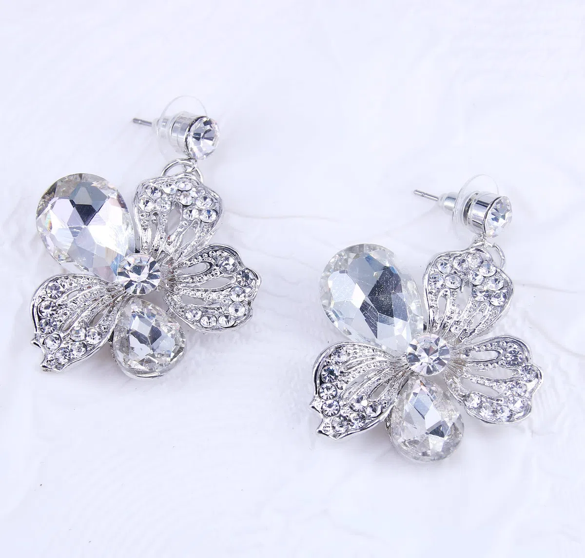 Juego de joyas para novia con diseño de rosas, para boda, collar y pendientes