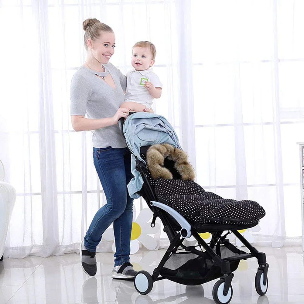 Encantador Universal Saco de Silla Carritos Sacos de Abrigo Invierno Térmica Cómodo Aire Libre Windproof Adecuado Cochecito Silla de Paseo Sillas de Coche (Negro)