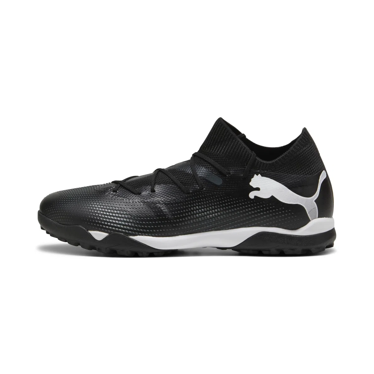 Puma Future 7 Match TT Soccer ShoeHombre