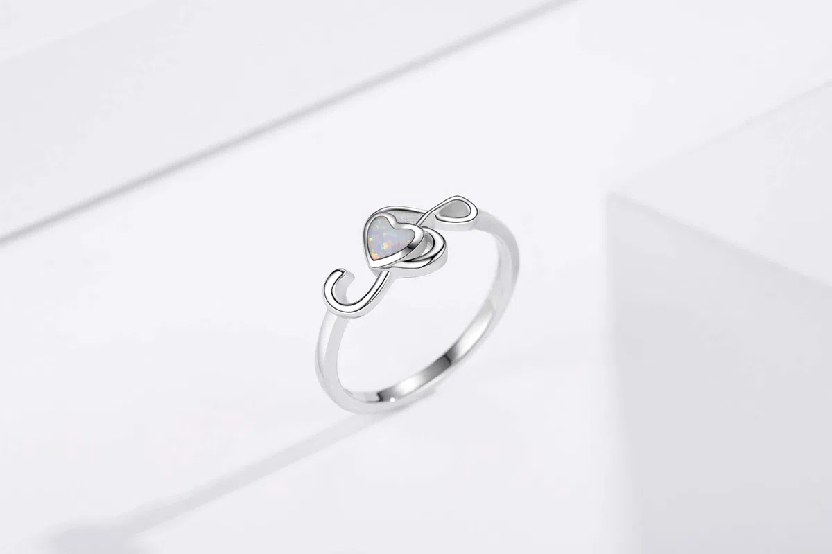 CHENGHONG Anillo de plata de ley 925 con ópalo, nota musical para mujer, anillo de clave de sol para mamá, anillo de corazón, joyería musical para los amantes de la danza tamaño7-9