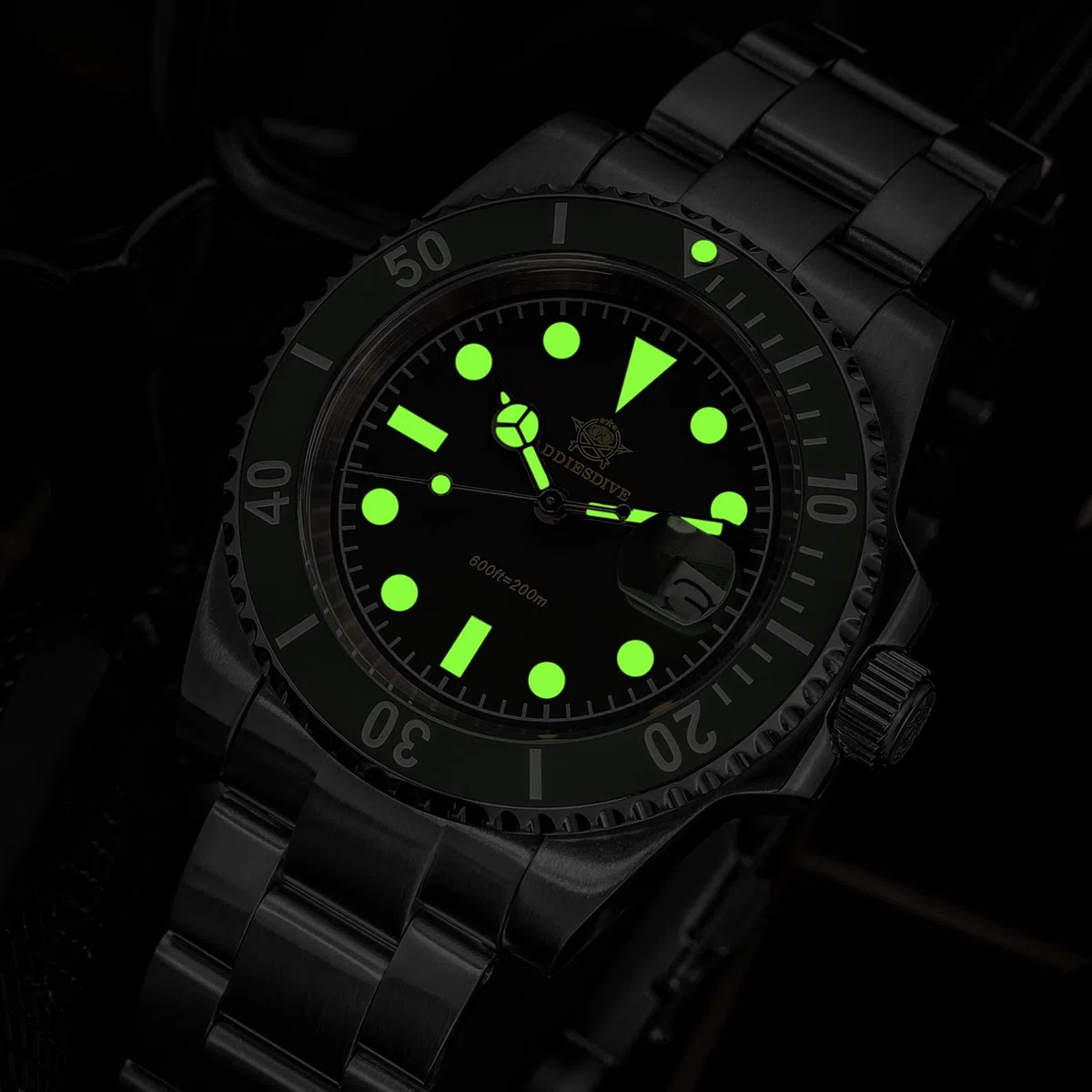 ADDIESDIVE Reloj de cuarzo para hombre de 41 mm, pulsera de acero inoxidable, reloj de buceo