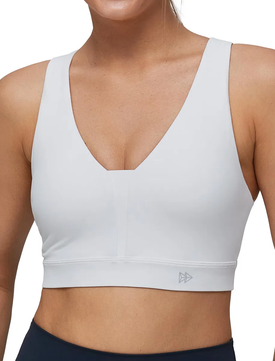 Yvette Sujetador deportivo de yoga con cuello en V y espalda cruzada para mujer, tirantes anchos, soporte ligero, acolchado extraíble, camiseta sin mangas para entrenamiento