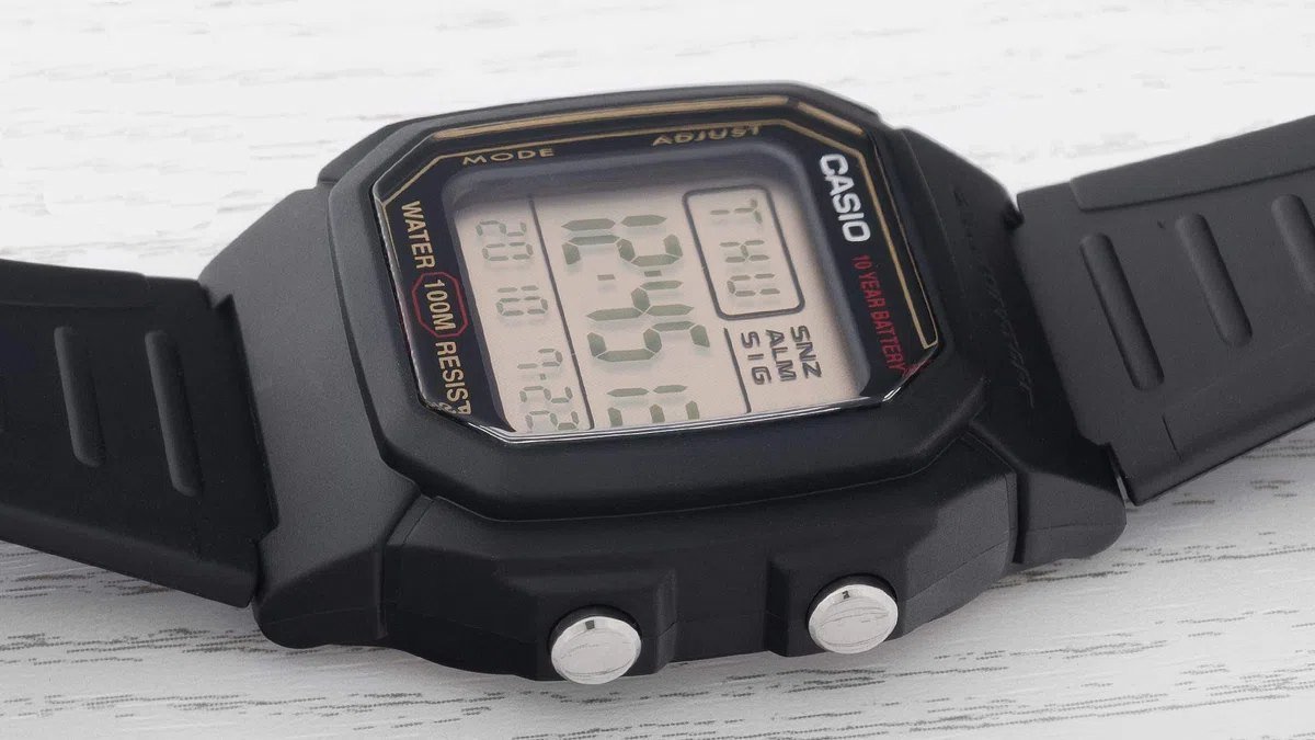 Casio Collection W-800HG-9AVES Reloj digital para hombres Segundo Huso Horario