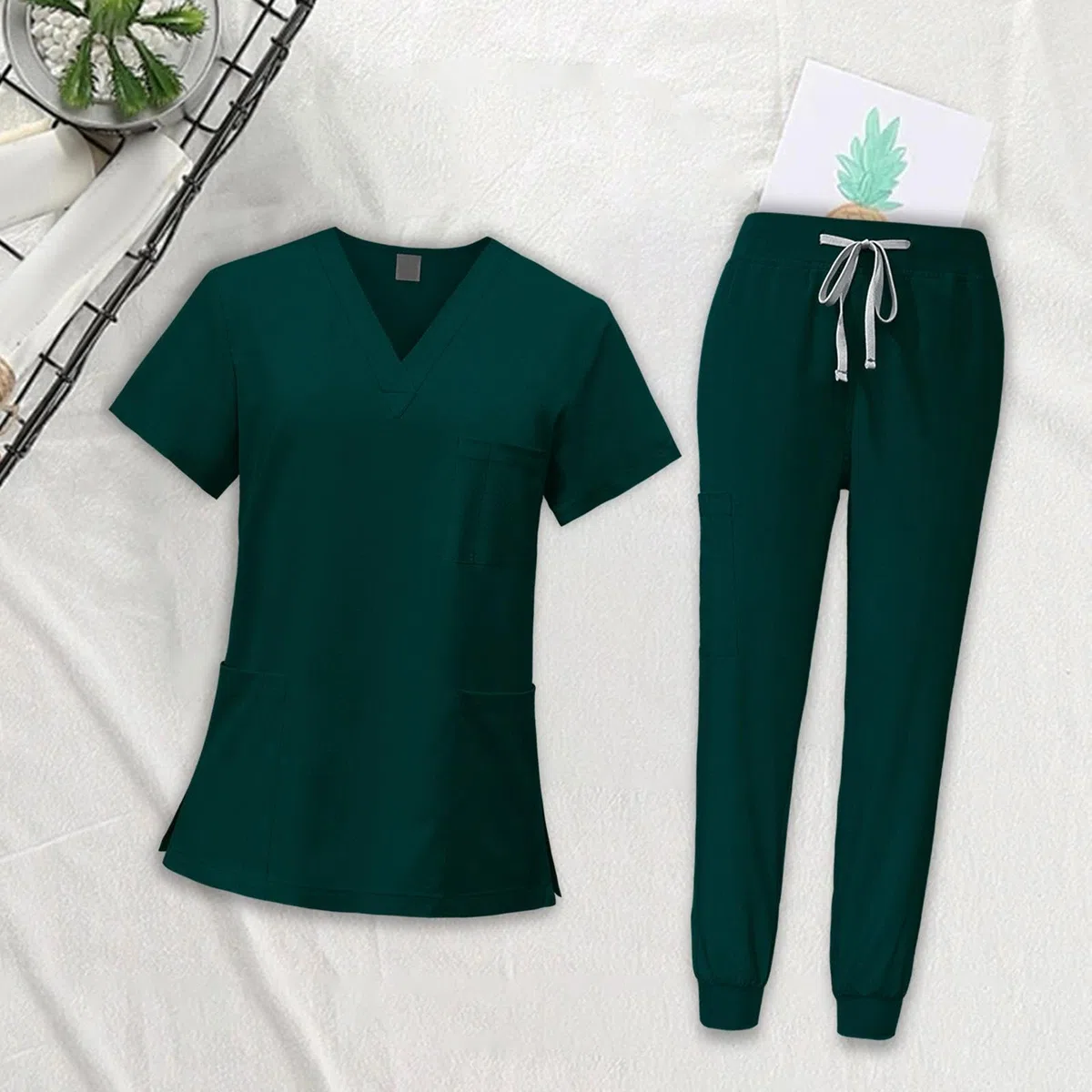 LRXFPIYF Enfermera Conjunto Uniforme Mujer Ropa Sanitaria Pantalón Blusa Accesorios Suave Poliéster Fácil de Lavar Adecuado para Cuidado Personal Centros Médic, Verde oscuro, m