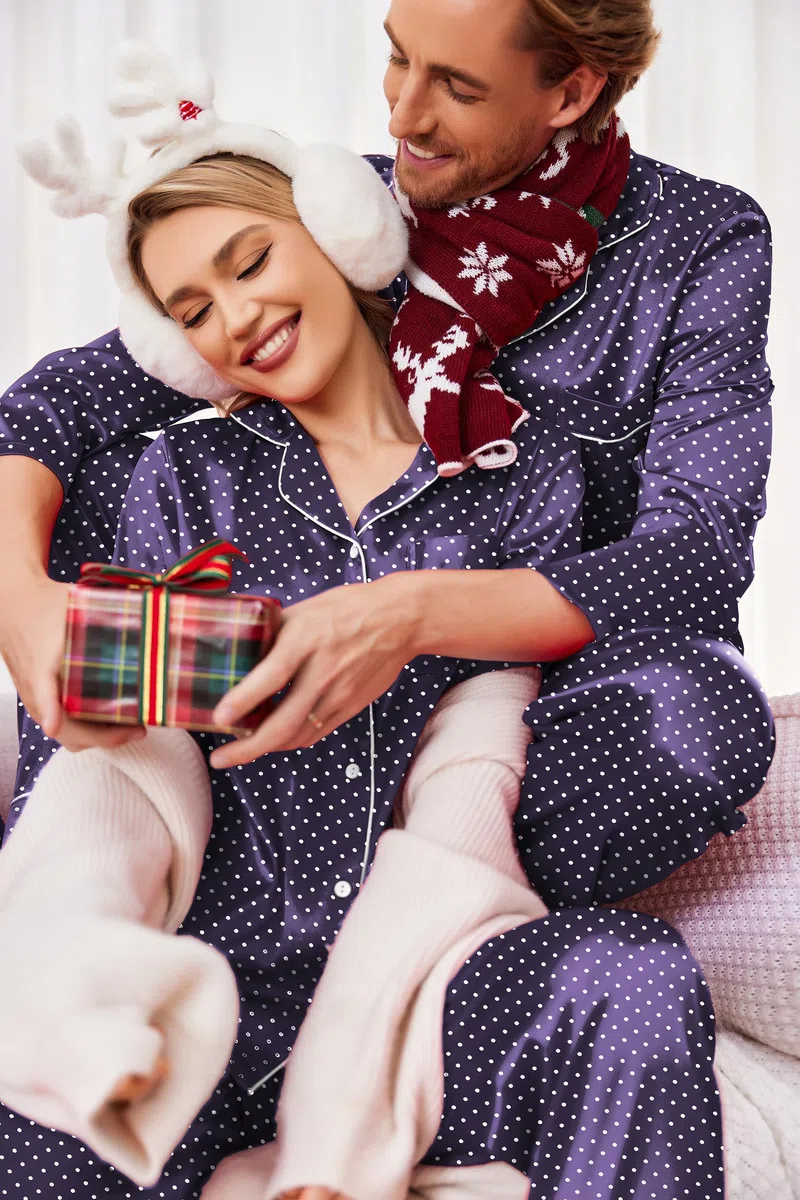 Ekouaer Pijamas a juego para parejas, de seda, de manga larga, de satén, suave, con botones, tallas S-XXL, blanco, azul marino (Navy White Polka Dots), Small