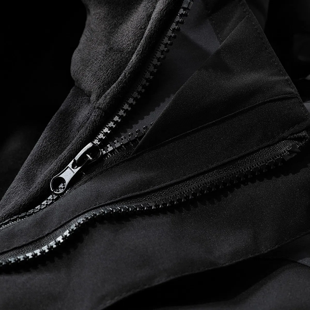 Chaqueta de lluvia para hombre, impermeable, cortavientos, compacta, plegable, ligera, chaqueta de ocio, cortavientos resistente, ideal para ciclismo y senderismo, Negro , L