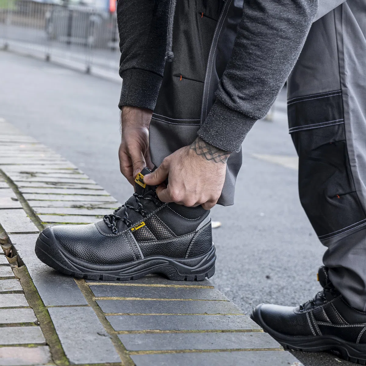 Botas de Seguridad Puntera de Acero para Hombre Resistente al Aceite y al Deslizamiento S3 SRC Zapatos de Trabajo Negro Hammer 1471 Negro (45 EU)