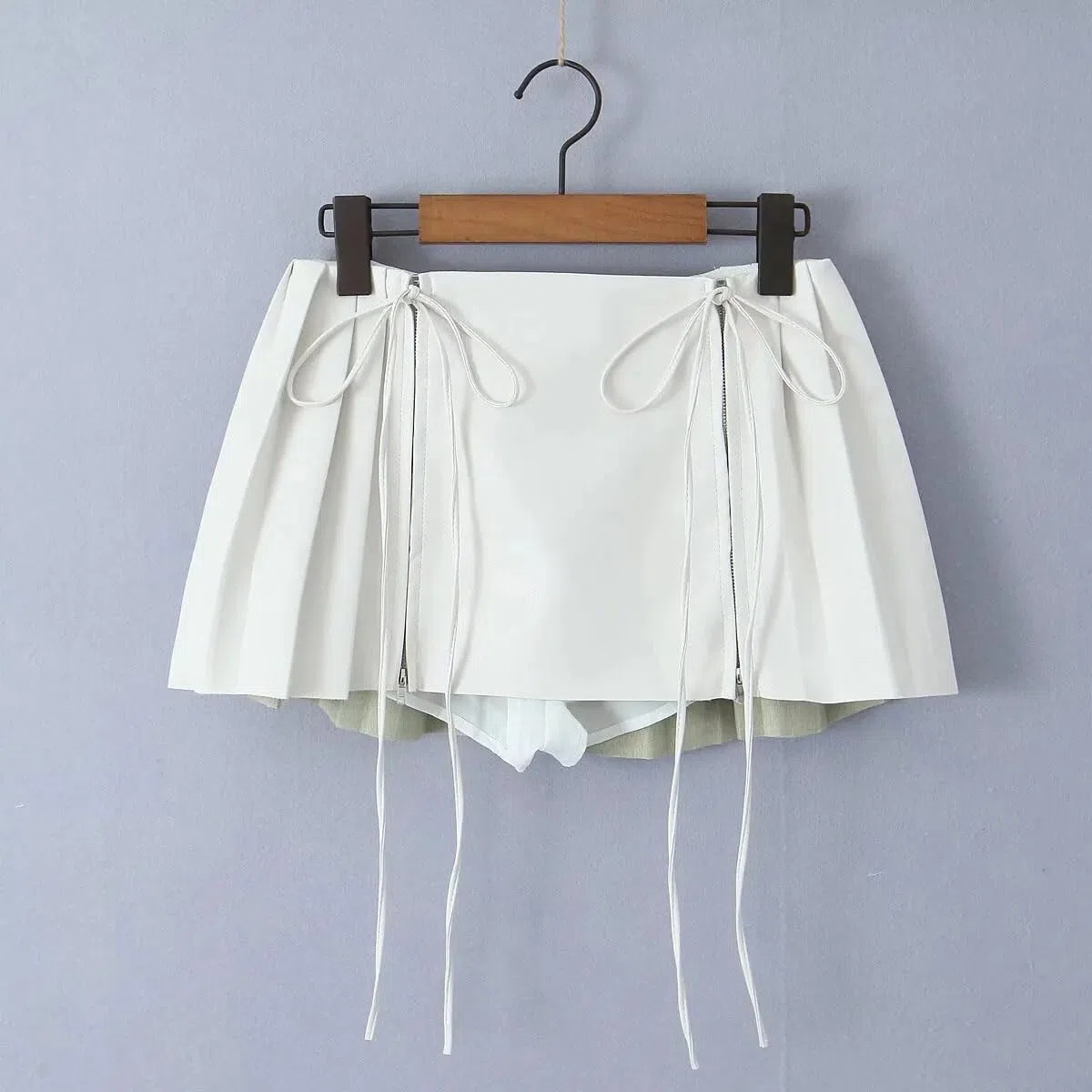 Faldas de piel sintética Y2K para mujer, minifalda plisada de piel sintética de cintura alta con pantalones cortos
