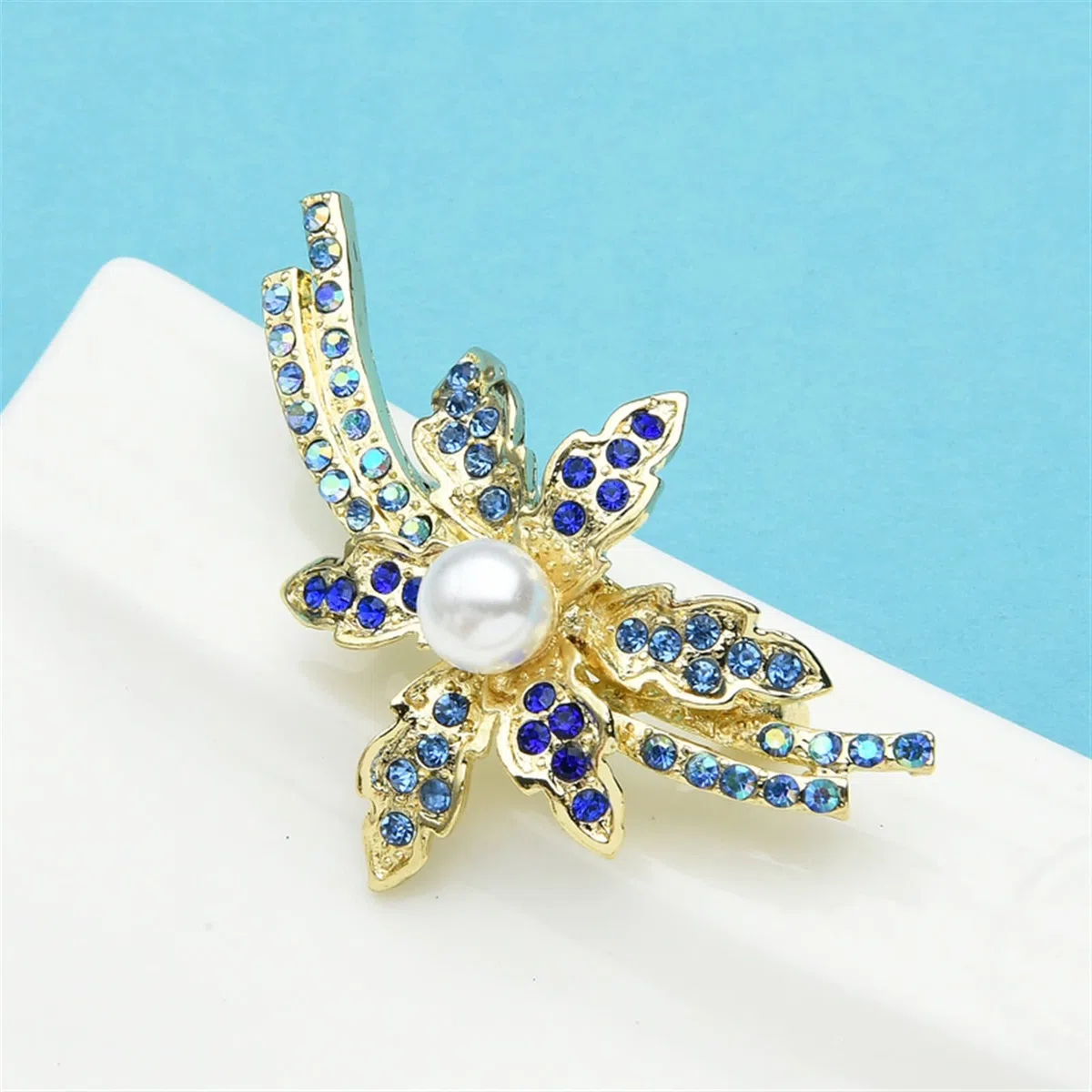 Broches para Mujer, Accesorios de Moda para Mujer, Broche de Flor de Perla, Broche de Diamantes de imitación Azules para Fiesta de Boda, Broche para Chaqueta, Abrigo, broches de Moda