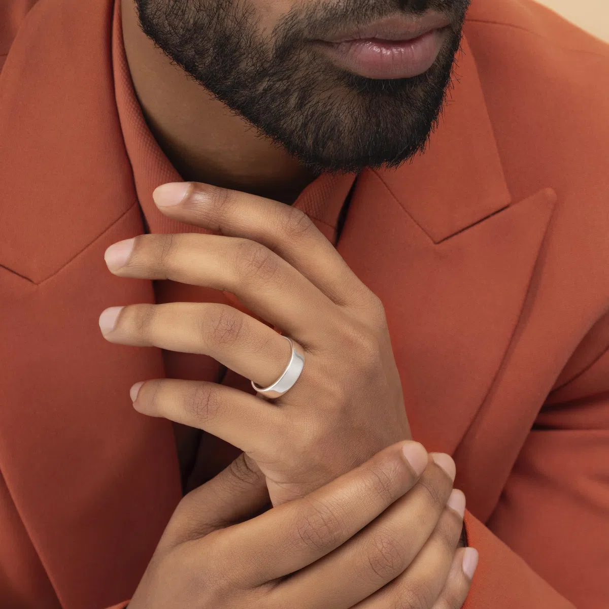 Amberta Alianza Plata de Ley 925 para Hombre | Anillo de Boda Chapado en Oro Ancho 5 6 8 mm