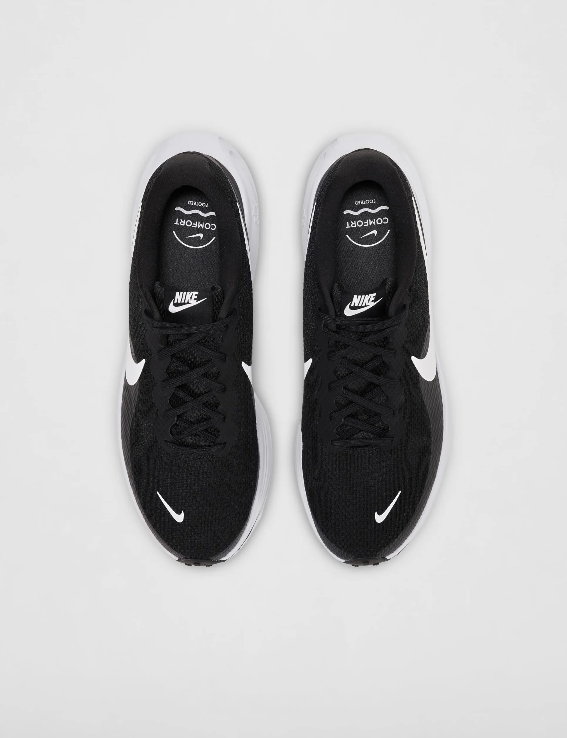 Nike Revolution 8- Tenis para hombre